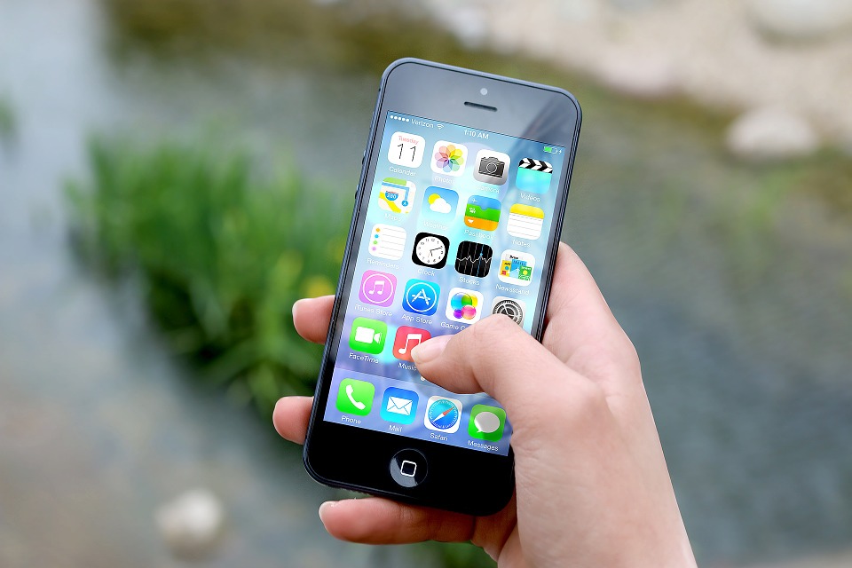 Los usuarios chinos del iPhone tienen menos formación y nivel económico que los de Huawei y Xiaomi